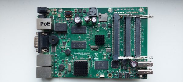 Mikrotik RB435G
