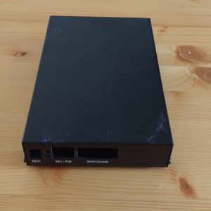 Kryt / kovová krabička na Mikrotik CASE-RB4411B