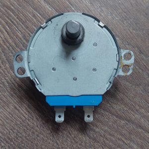 Synchronní motor M2LJ24ZF45