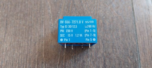 Transformátor 230V s výstupem 15V BV 030-7271.0 V