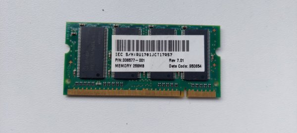RAM Infineon 256MB, DDR 333, CL2.5