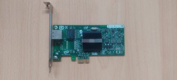 Síťová karta INTEL(R) PRO/1000PT Server adapter