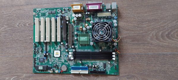 Základní deska QDI KD7-A V2.0 +CPU + CHLADIČ CPU120