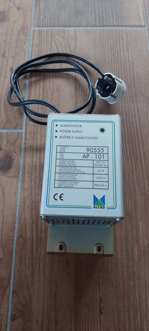 Napájecí zdroj ALCAD AP-101