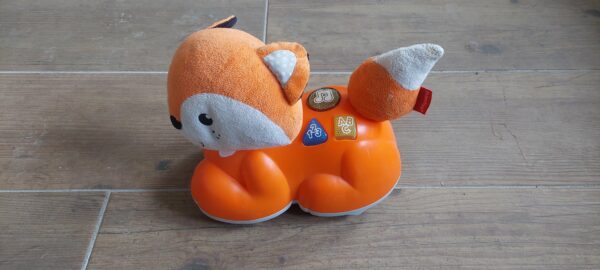 Fisher-Price Lezeme s liškou CZ GHX77