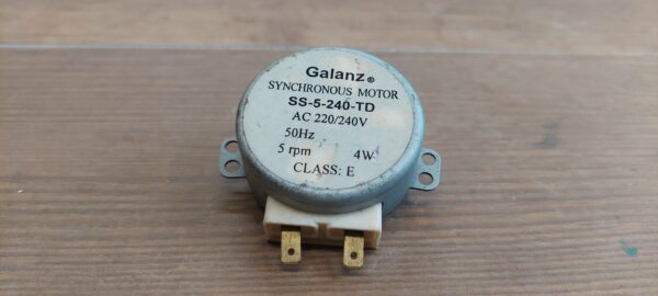 Synchronní motor SS-5-240-TD